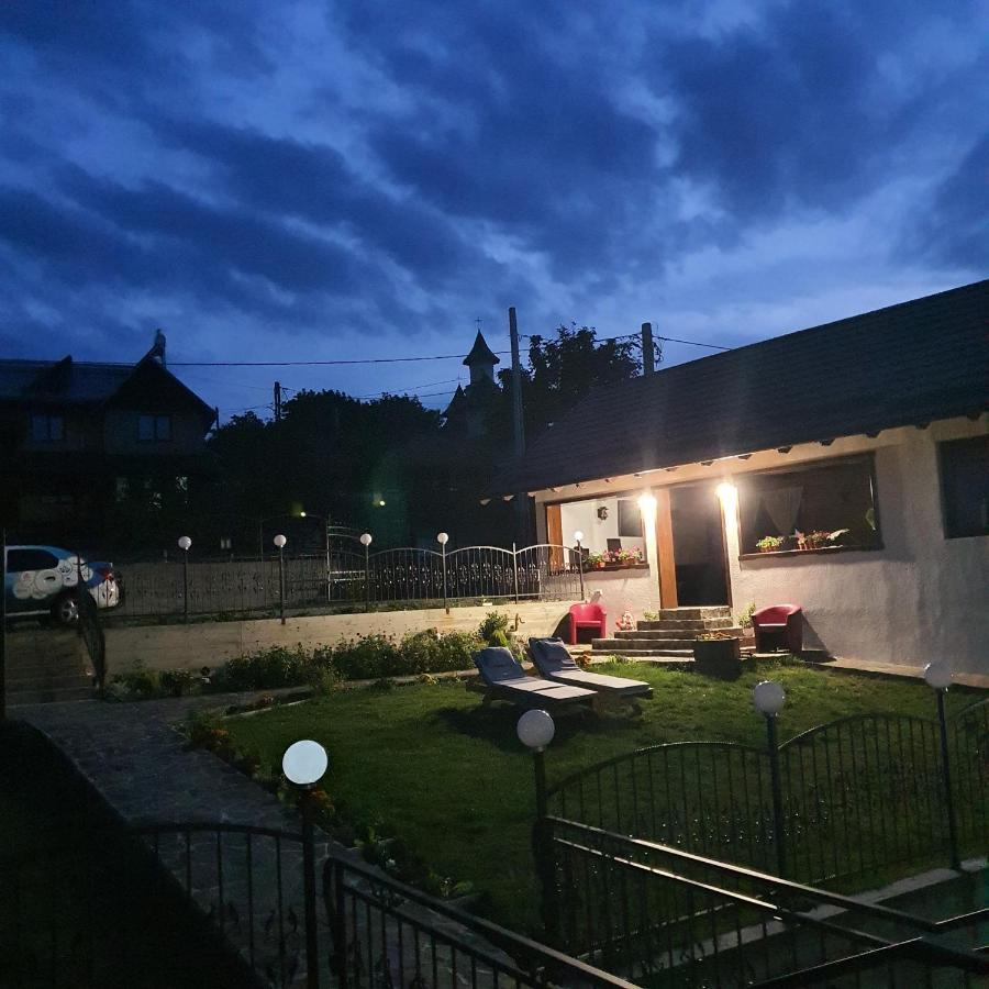 דירות Baltatesti Casa Sofia מראה חיצוני תמונה