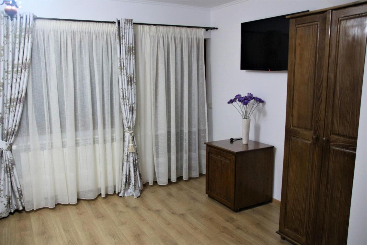 דירות Baltatesti Casa Sofia מראה חיצוני תמונה